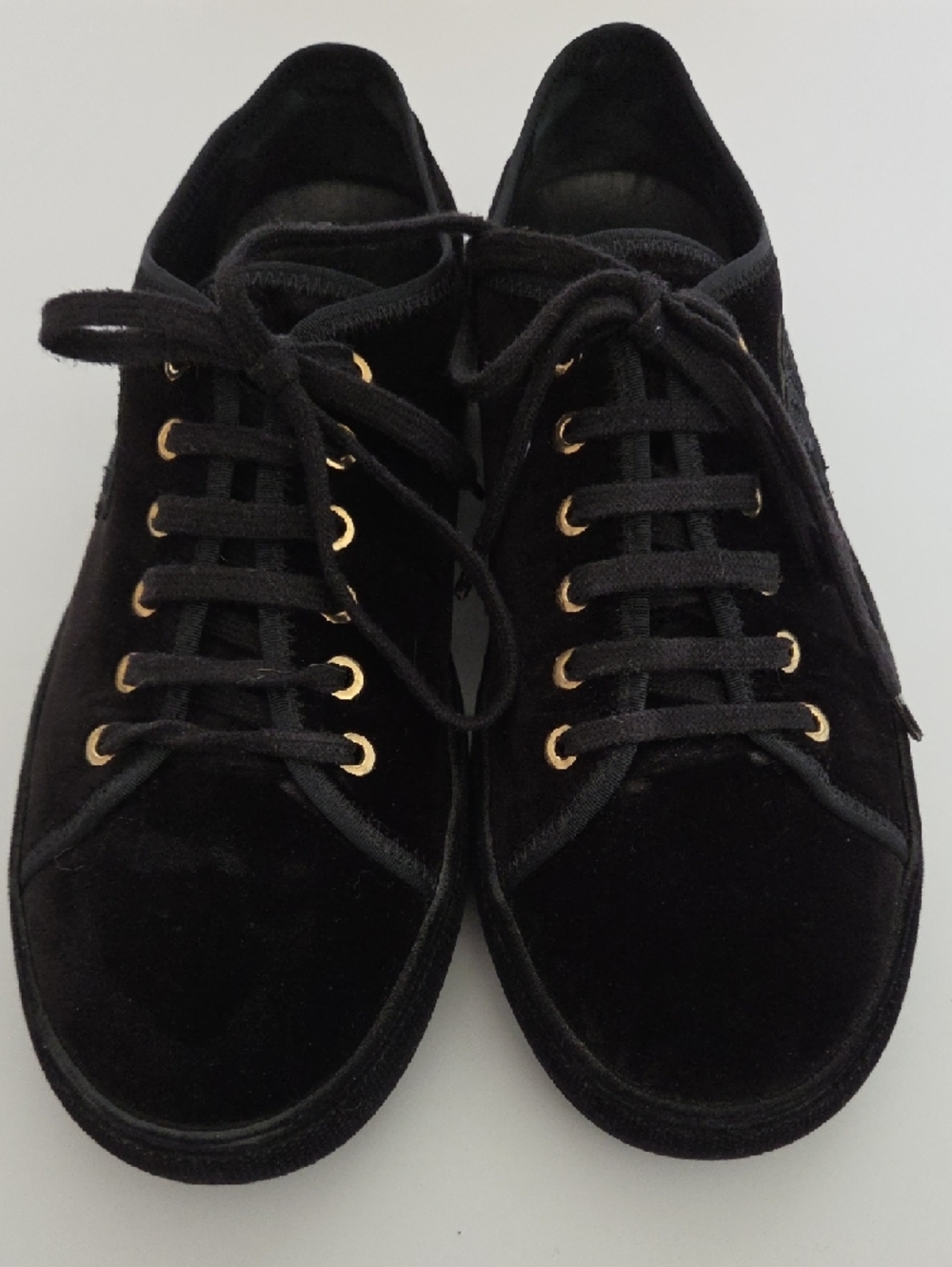 CHANEL Black Velvet Low-Top Sneakers with Gold Eyelets Size EU 38.5 US 8 1/2 - Picture 6 of 8